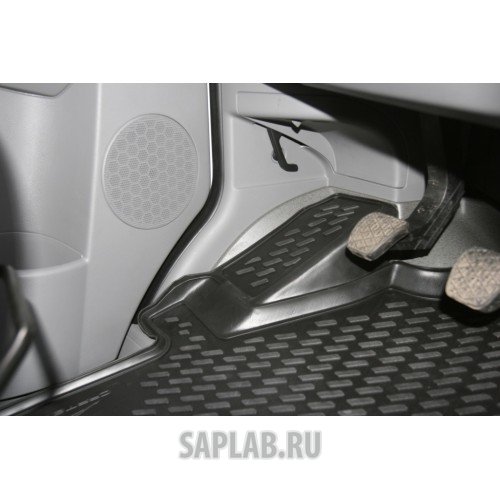 Купить Element CARMRC00001 Коврики 3D в салон MERCEDES-BENZ Sprinter, 2015->, 2 шт. (полиуретан)