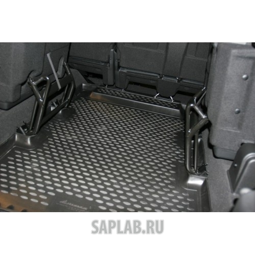 Купить Element NLC2808G13 Коврик в багажник LAND ROVER Defender 110 5D, 2007-> длин, внед. (полиуретан)